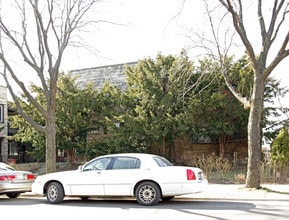 5019 W Jackson Blvd in Chicago, IL - Building Photo - Building Photo