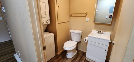 303 6th Ave in Kirkland, WA - Building Photo - Building Photo
