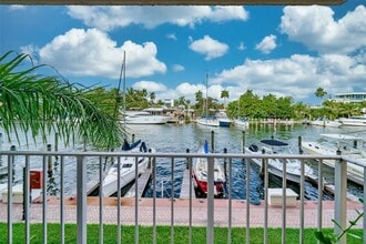 1777 SE 15th St-Unit -205 in Fort Lauderdale, FL - Building Photo - Building Photo