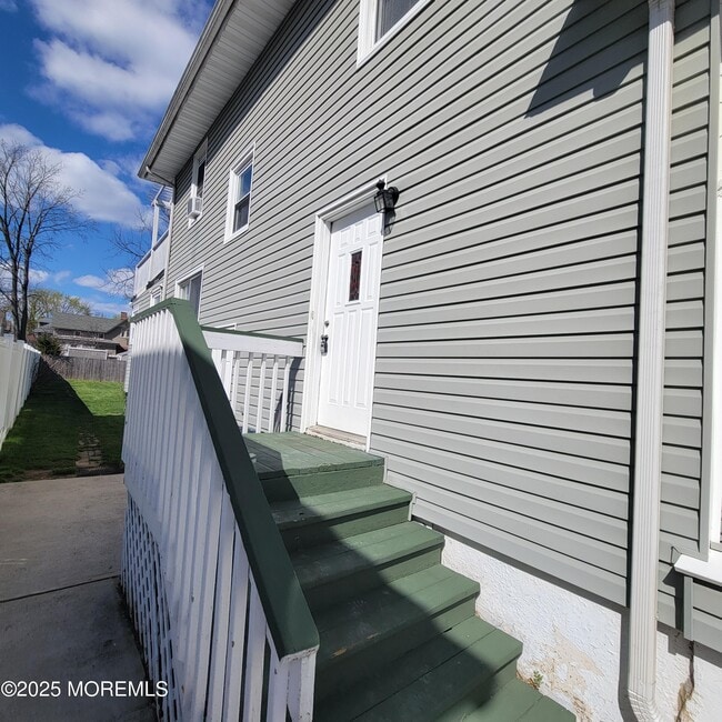 100 3rd St in Keyport, NJ - Building Photo - Building Photo