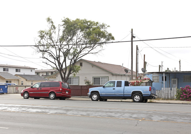 416 Williams Rd in Salinas, CA - Building Photo - Building Photo