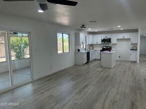 17628 N 39th Ave in Glendale, AZ - Building Photo - Building Photo