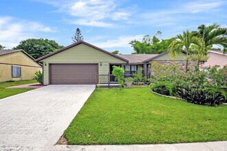 9311 Longmeadow Cir in Boynton Beach, FL - Building Photo - Building Photo