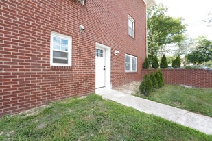 41 River Edge Rd, Unit Studio 1G in River Edge, NJ - Building Photo