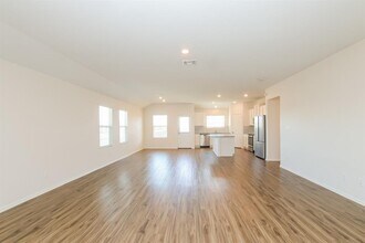 110 Sophora Dr in Hutto, TX - Building Photo - Building Photo