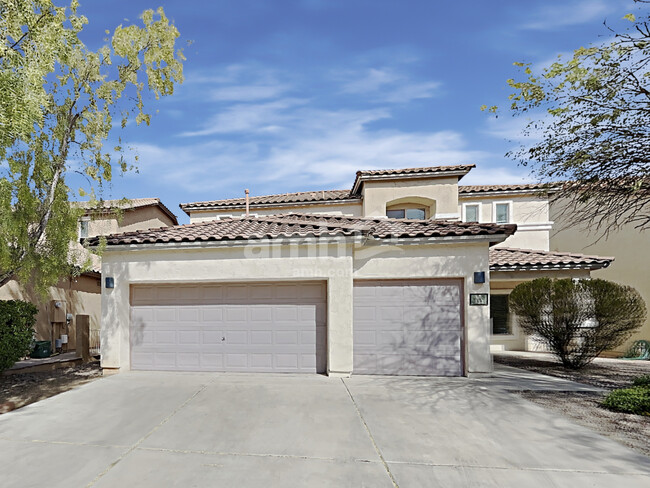 property at 132 W Calle Bayeta
