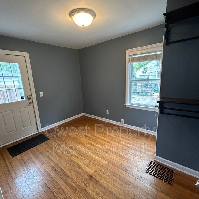 1771 Warwick Rd SE in Grand Rapids, MI - Building Photo - Building Photo