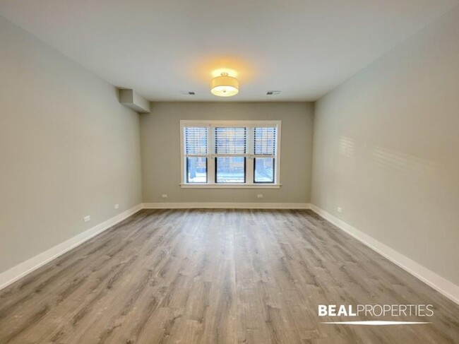 1147 Maple Ave in Evanston, IL - Building Photo - Building Photo