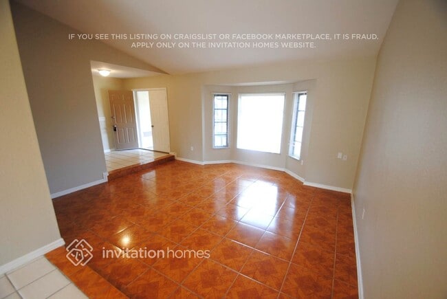 21271 Dearborn Ave in Port Charlotte, FL - Foto de edificio - Building Photo