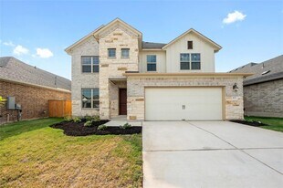 303 Fawn Riv Run in Kyle, TX - Building Photo