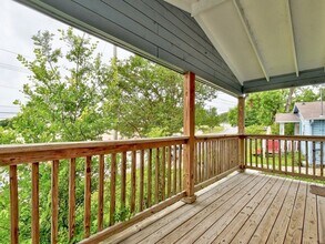 1422 Webberville Rd in Austin, TX - Building Photo - Building Photo