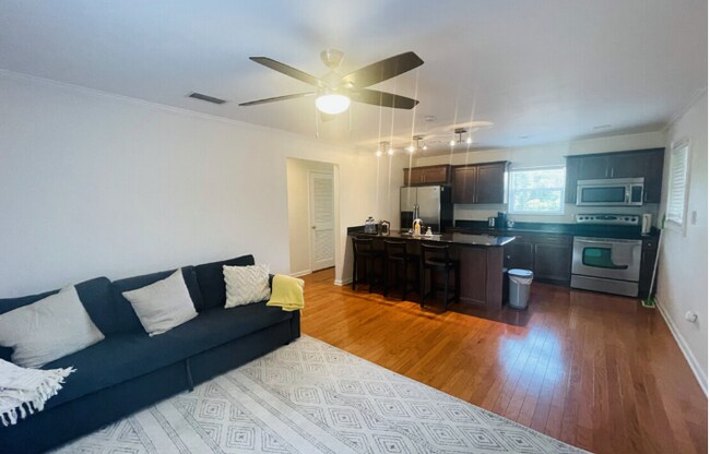 4390 Maple St NE in Tampa, FL - Building Photo - Building Photo