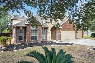 177 Brush Trail Ln in Cibolo, TX - Building Photo - Building Photo