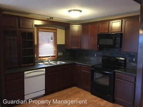 118 25th St W in Hastings, MN - Building Photo - Building Photo