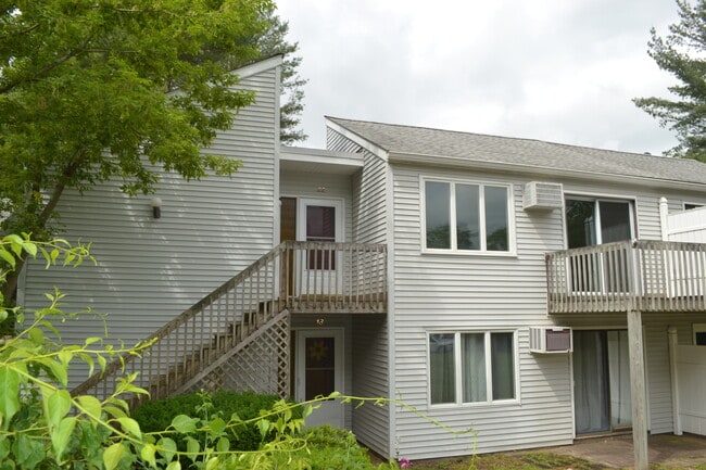 85 Old Town Rd, Unit Vernon Condo Rental in Vernon, CT - Building Photo - Building Photo
