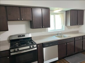 1344 Wisconsin Ave, Unit 1 in Berwyn, IL - Building Photo - Building Photo