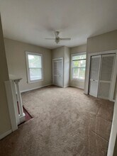 410 Nun St, Unit Upstairs in Wilmington, NC - Building Photo - Building Photo