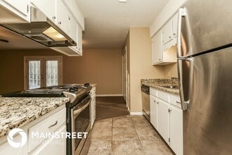 208 New Towne Ct in Nashville, TN - Foto de edificio - Building Photo