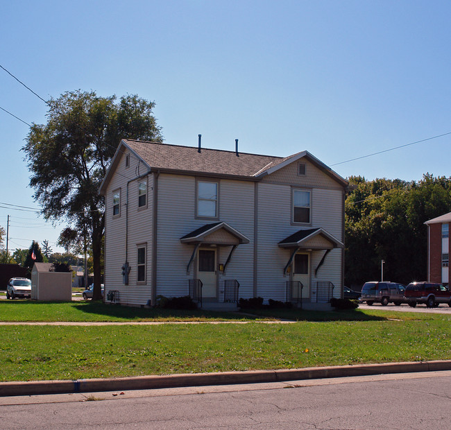 502-504 E Washington St in Sandusky, OH - Building Photo - Building Photo