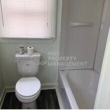 112 S New St in Eden, NC - Building Photo - Building Photo