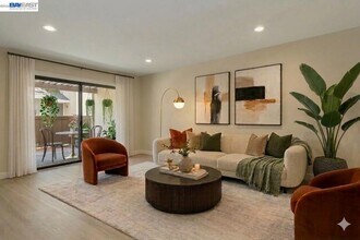 999 W Evelyn Ave in Sunnyvale, CA - Building Photo - Building Photo