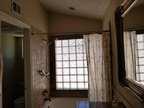 9015 E Sahuaro Dr in Scottsdale, AZ - Building Photo - Building Photo