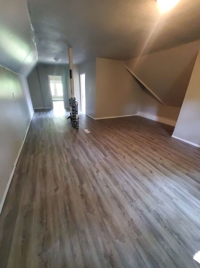 1621 W Meinecke Ave in Milwaukee, WI - Building Photo - Building Photo