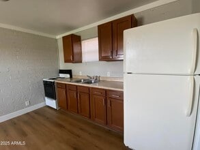 1595 W Mountain View Rd in Phoenix, AZ - Building Photo - Building Photo