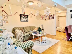 1122 Commonwealth Ave in Boston, MA - Building Photo - Building Photo