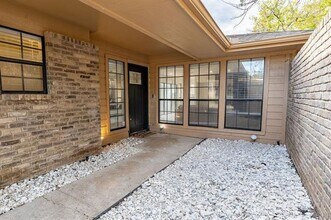 3816 Grifbrick Dr in Plano, TX - Building Photo - Building Photo