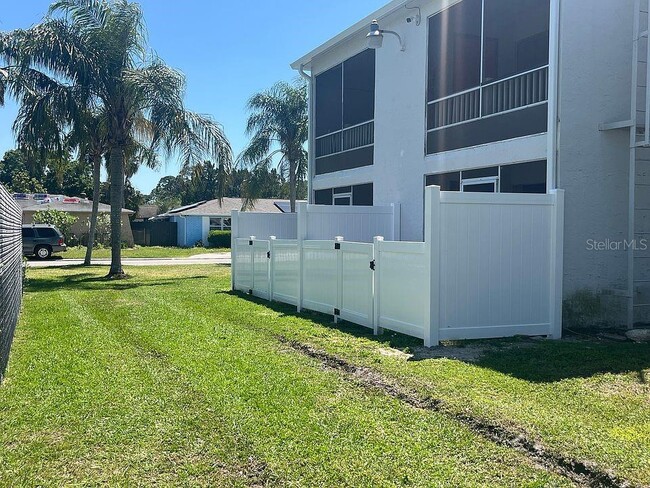 9831 Aquarius Dr in Port Richey, FL - Building Photo - Building Photo