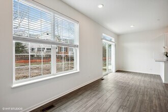 1543 Kraft Ave in Batavia, IL - Building Photo - Building Photo