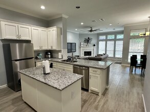 2506 Spring Hill Ln in Garland, TX - Building Photo - Building Photo