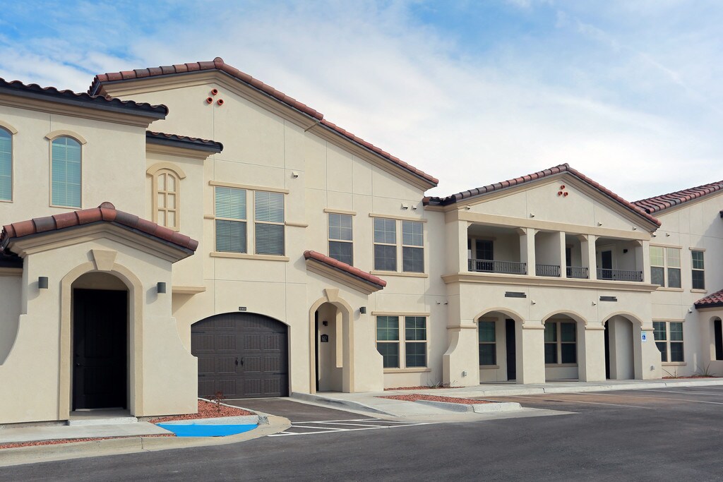 Las Mansiones at Cimarron Apartments in El Paso, TX