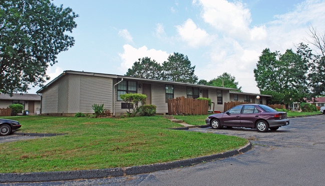 100 Astoria Rd in Germantown, OH - Building Photo - Building Photo