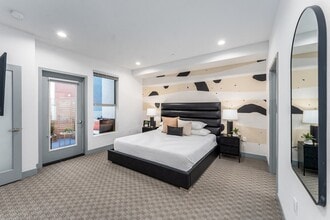 Lido Apartments - 4025 Grandview in Los Angeles, CA - Foto de edificio - Building Photo