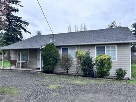3239 Cherrywood Ave in Bellingham, WA - Building Photo