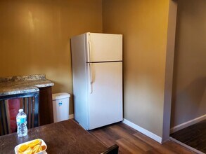 930 Emerald St in Madison, WI - Building Photo - Building Photo