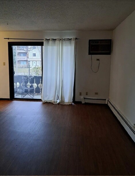 13 Timber Ln in Vernon Hills, IL - Building Photo - Building Photo