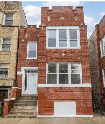 3821 W Fillmore St in Chicago, IL - Building Photo