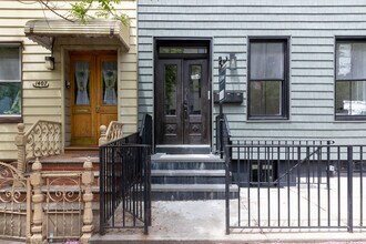 1409 Greene Ave in Brooklyn, NY - Foto de edificio - Building Photo