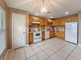 5231 27th St SW in Lehigh Acres, FL - Building Photo