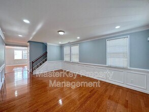 250 Northlands Dr in Cary, NC - Building Photo - Building Photo
