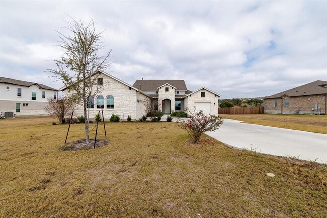 1913 Equine Rd in Leander, TX - Building Photo - Building Photo