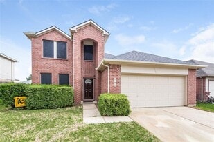 21910 Willow Downs Dr in Tomball, TX - Building Photo