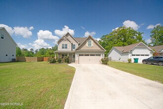 165 Old Wilmington Rd in Jacksonville, NC - Building Photo - Building Photo