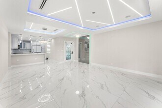 6630 Spring Garden Run in Greenacres, FL - Building Photo - Building Photo