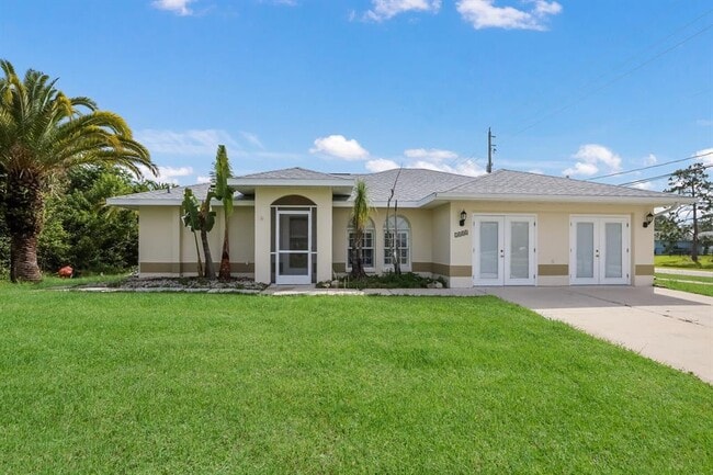 2004 Boca Chica Ave in North Port, FL - Building Photo - Building Photo