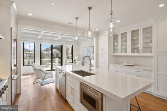 3722 S St NW in Washington, DC - Building Photo - Building Photo