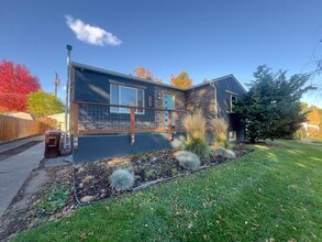 908 S 30th Ave in Yakima, WA - Building Photo - Building Photo